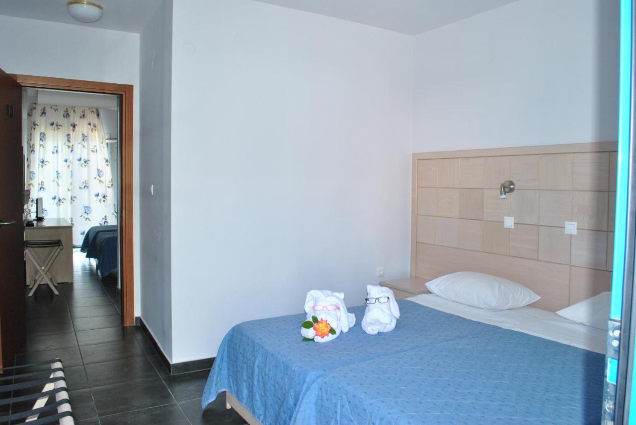 Hotel Aris 托隆 外观 照片